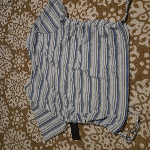 Striped crop t-shirt - Picture 5 of 6